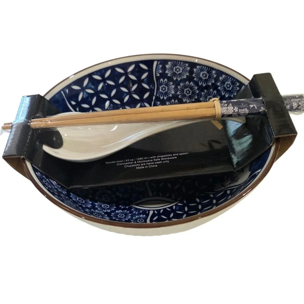 SH Home Ceramic Ramen Noodle Bowl Set with Chopsticks & Spoon Blue White Rabbits